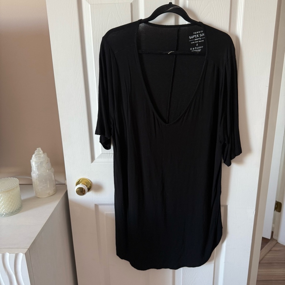 Torrid Black 3/4 Sleeve Oversized T-Shirt
